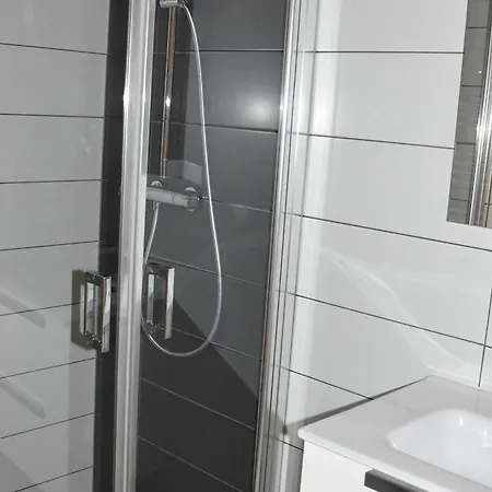 Duplex Spacieux Avec Garage Proche Centre Champagny - Fr-1-464-41 Apartmán
